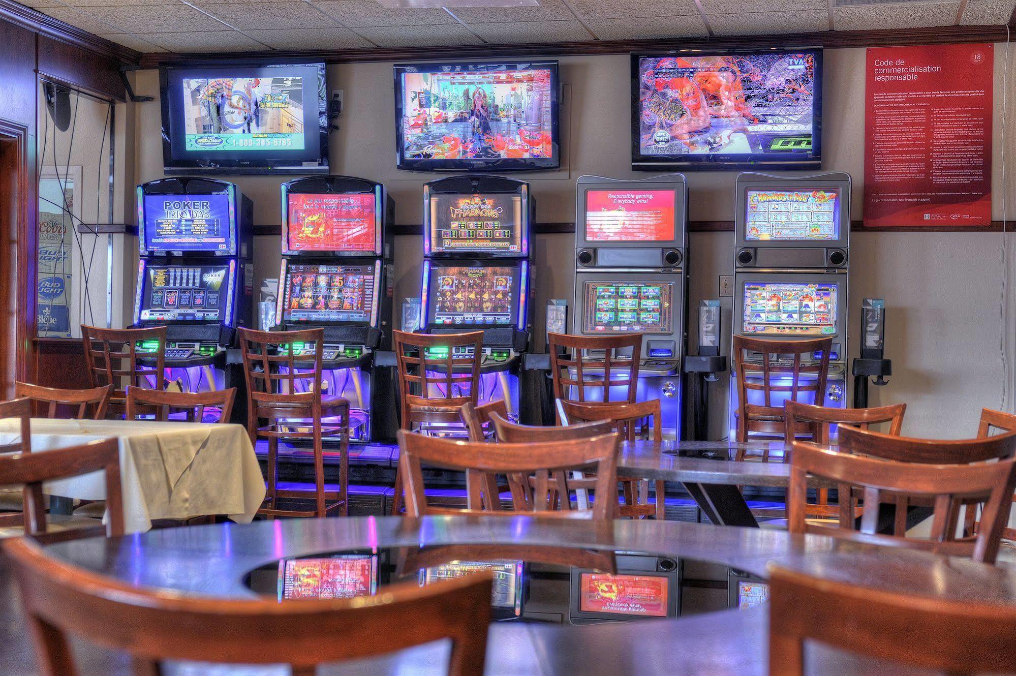 Hotel Forestel فال دور المظهر الخارجي الصورة